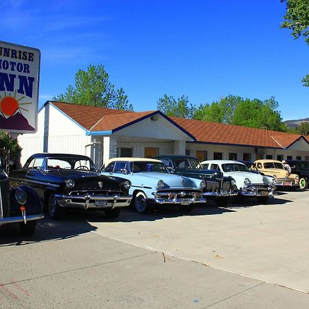 Sunrise Motor Inn Cody Eksteriør billede